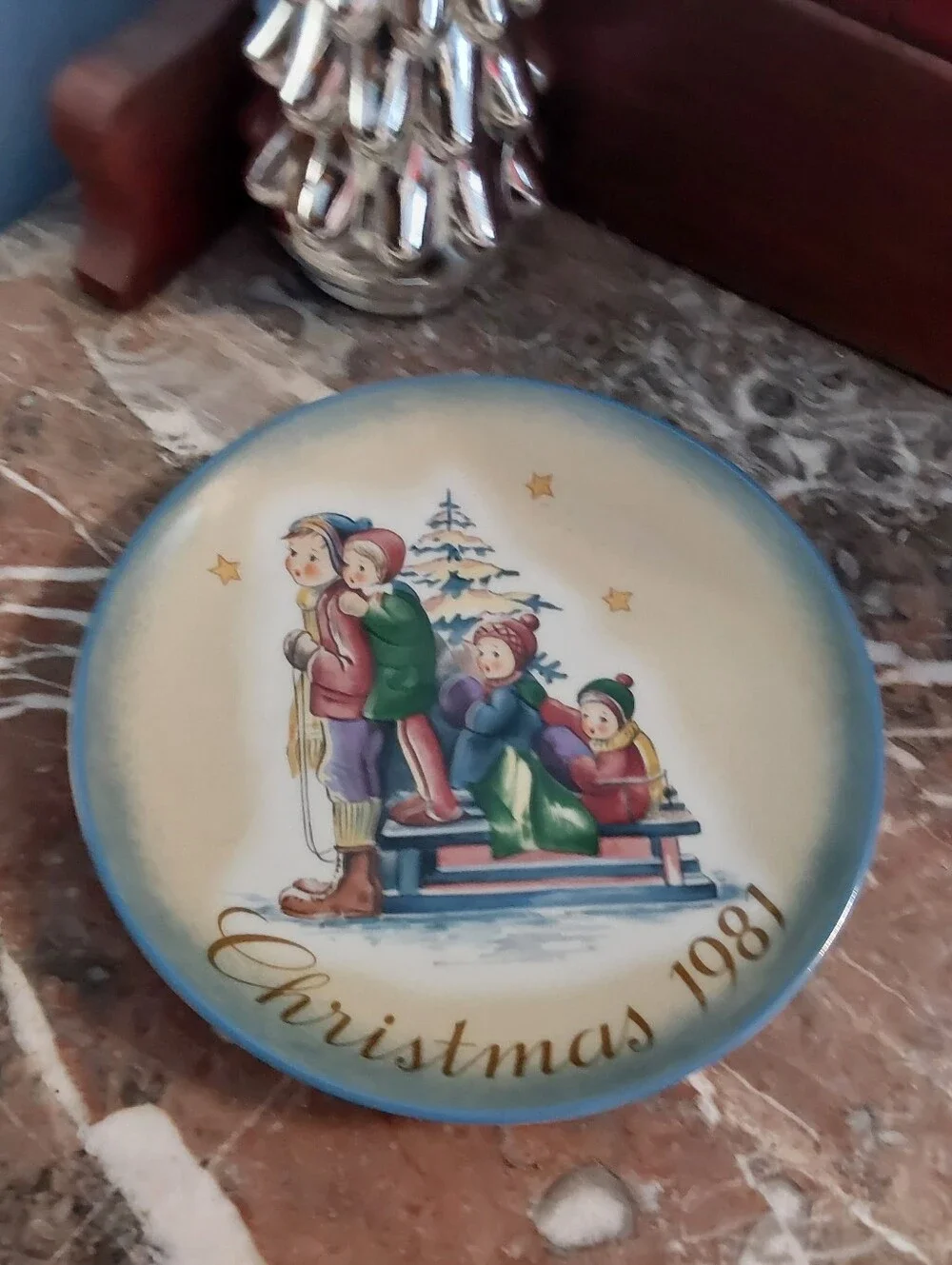 1981 Hummel Christmas Plate, A Time To Remember, Schmid Porcelain